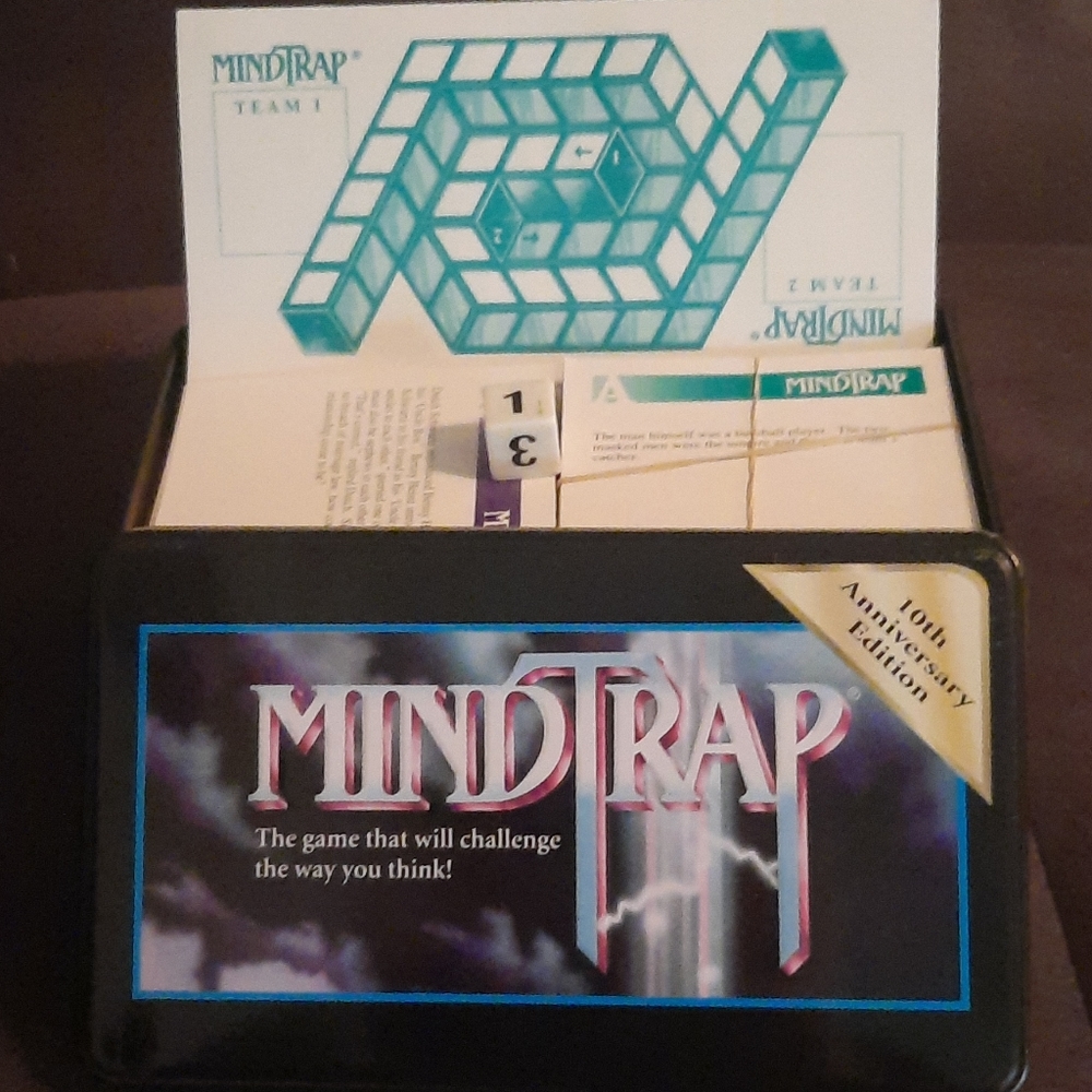 Mindtrap card game